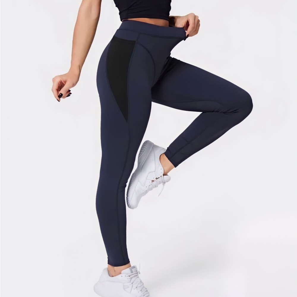 High Waisted Contrast Mesh Side Pocket Leggings